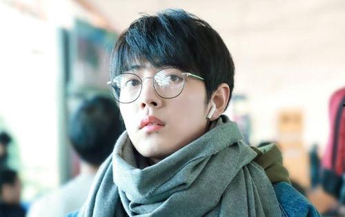 肖战吃呆瓜视频大全,搞笑视频大盘点